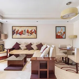 Luxury 1 Bedroom With A Private Taj Granduer At Palm Apartment
