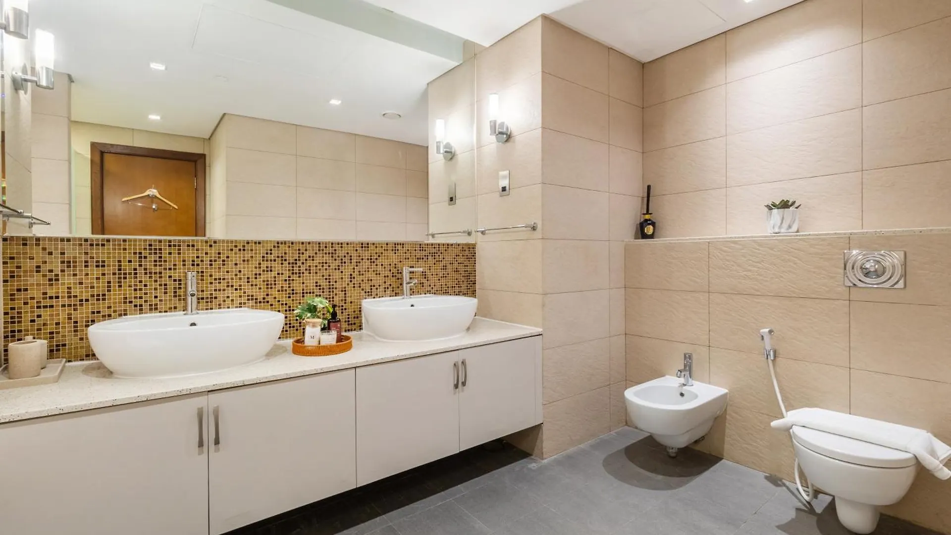 2Br With Maids Room In Palm Near Nakheel Mall With Sea Views Dubai